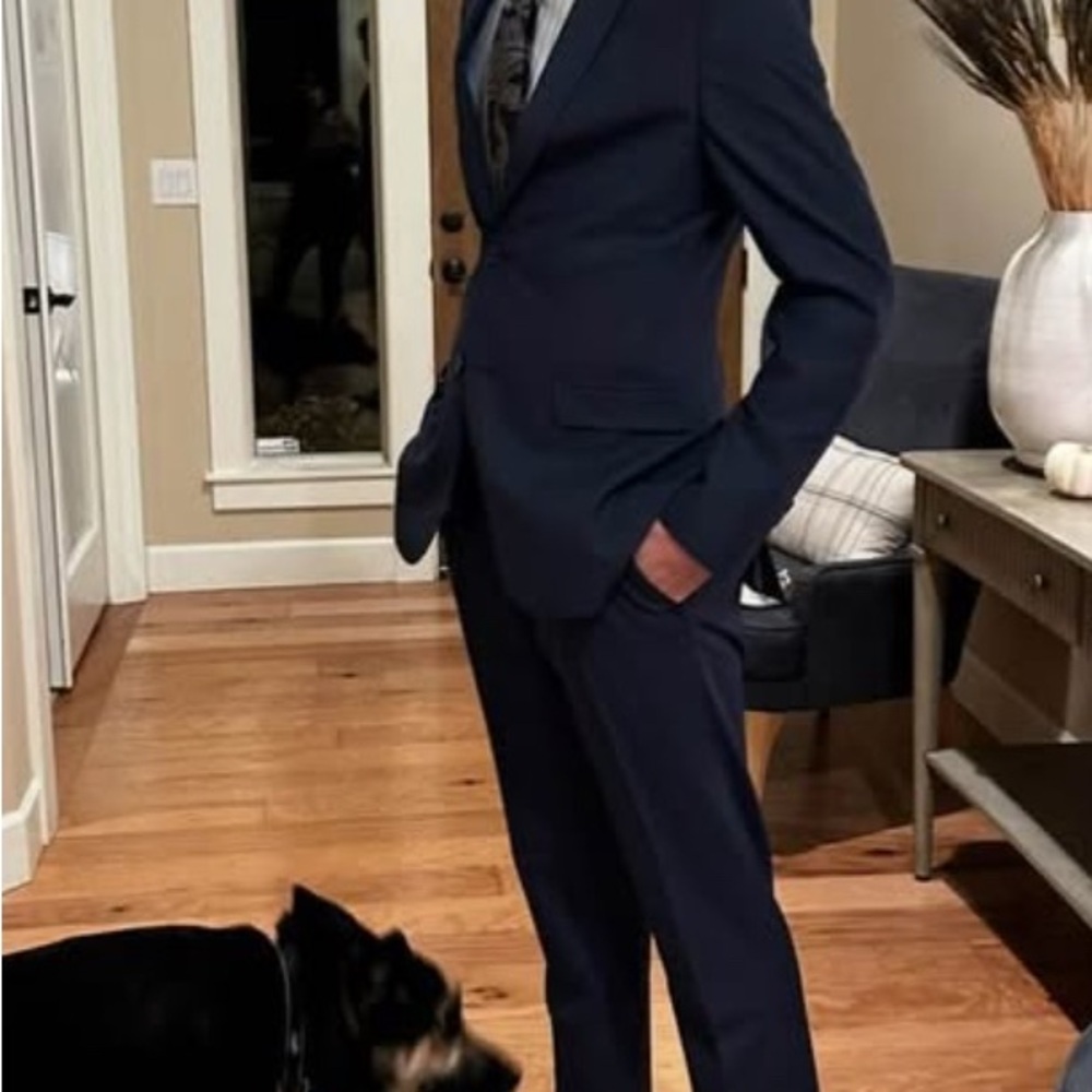 Egara Dark Blue Suit